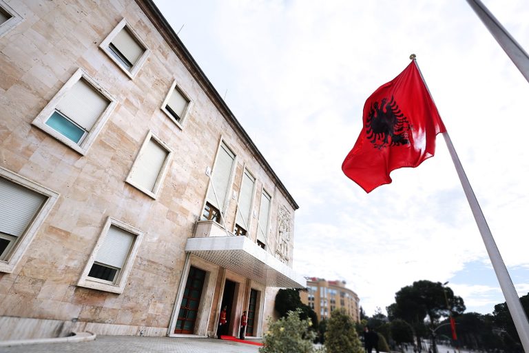 Liderët e Europës në Tiranë, administrata do jetë pushim më 15 dhe 16 maj
